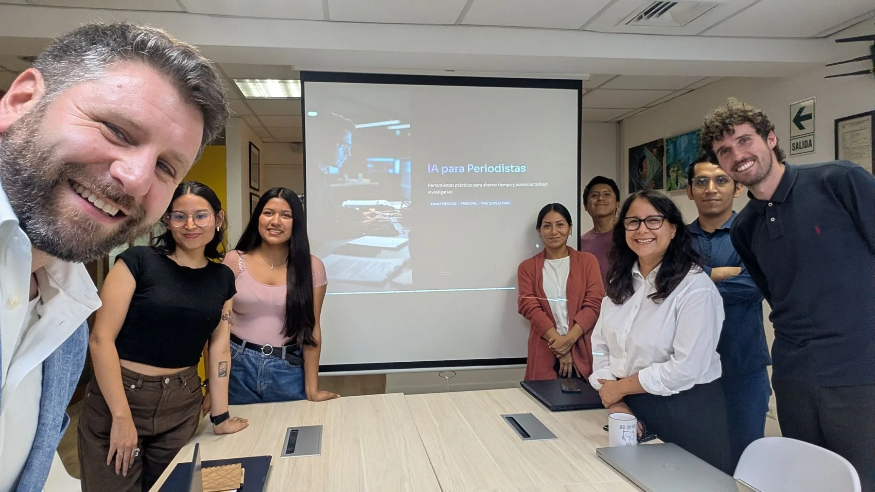 AI training with journalists in Peru